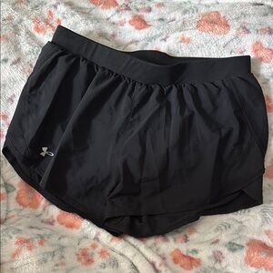 Under Armour Black Athletic Shorts Lightweight Performance